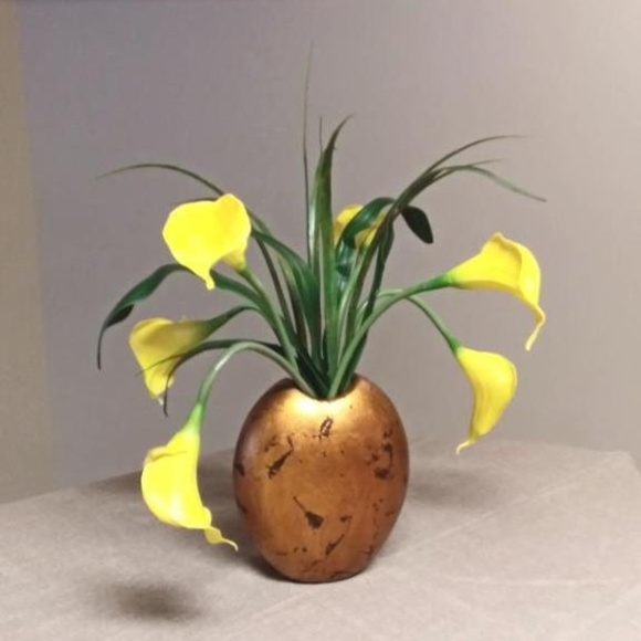 Yellow Calla Lily & Grass Only - Picture 3 of 3